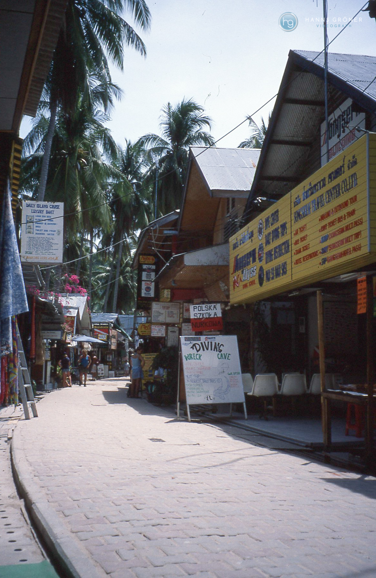 Straßenszene Ko Phi Phi Don (1997, Foto: Hanns Gröner)